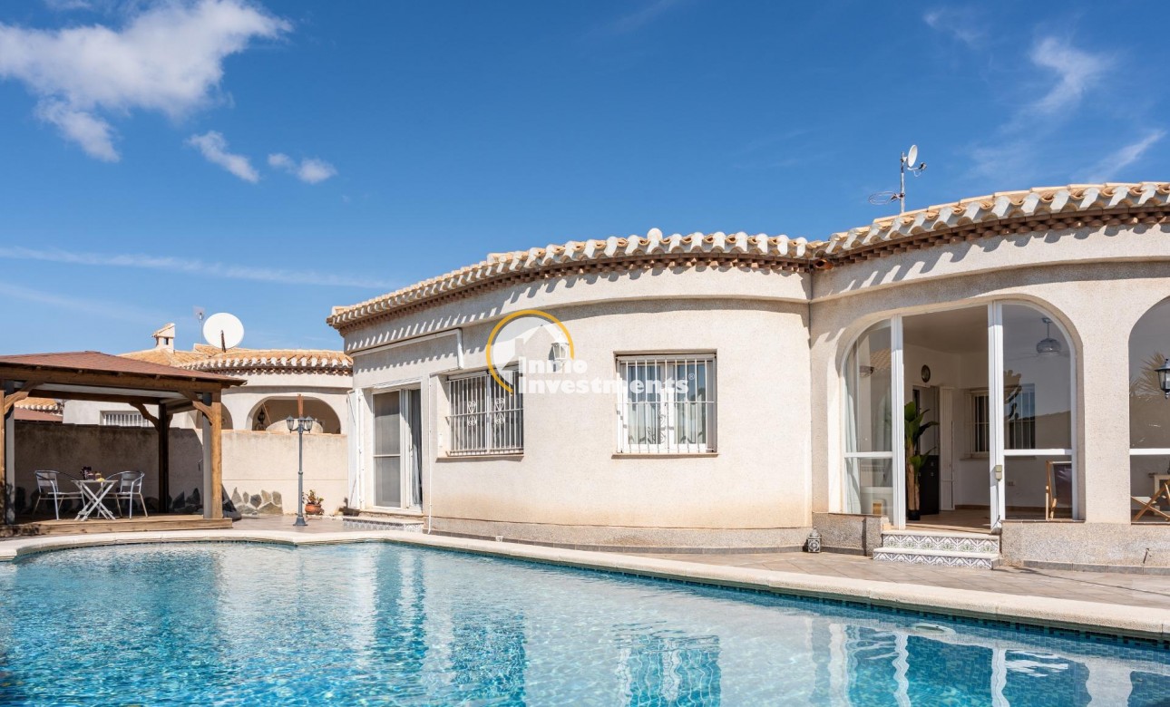 Reventa - Chalet independiente - Playa Flamenca