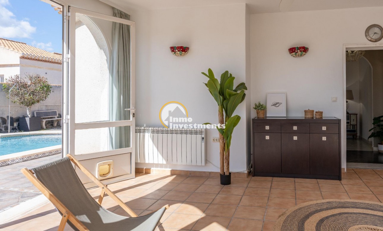 Reventa - Chalet independiente - Playa Flamenca