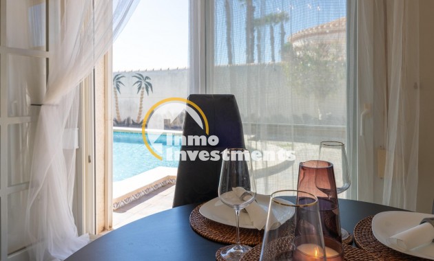 Reventa - Chalet independiente - Playa Flamenca