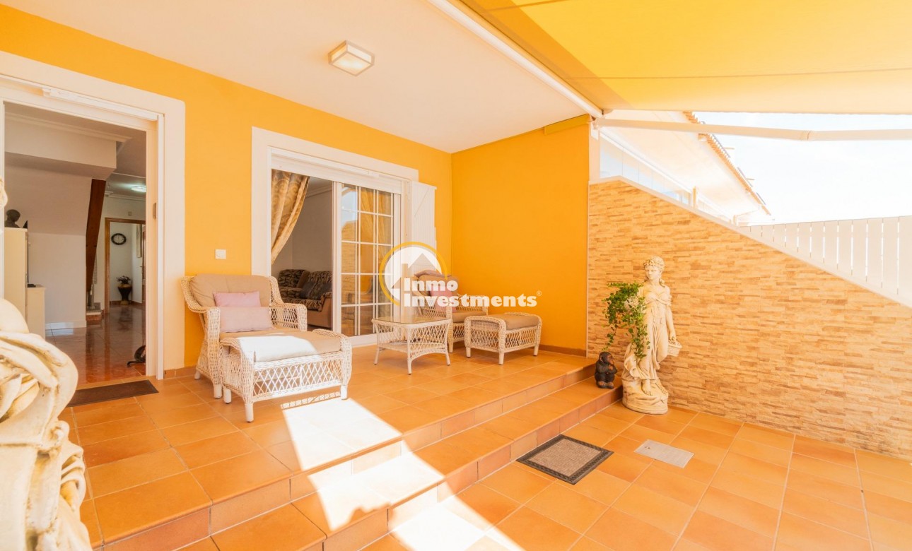 Resale - Villa - Orihuela Costa - Villamartin