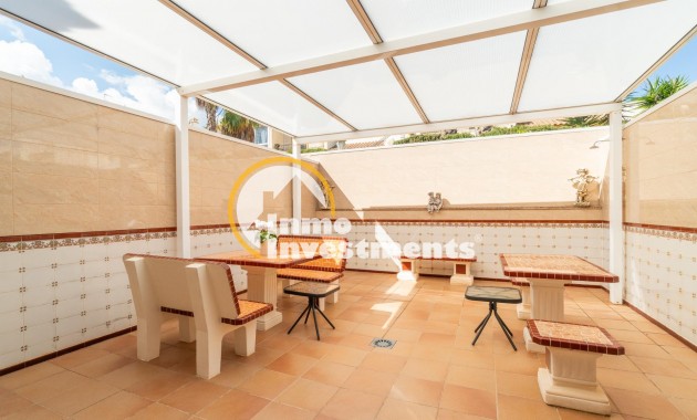 Resale - Villa - Orihuela Costa - Villamartin