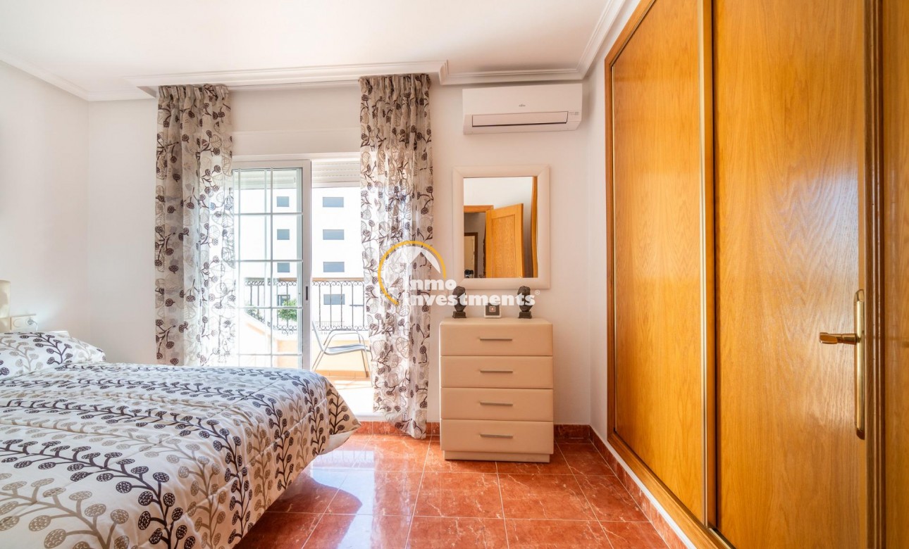 Resale - Villa - Orihuela Costa - Villamartin