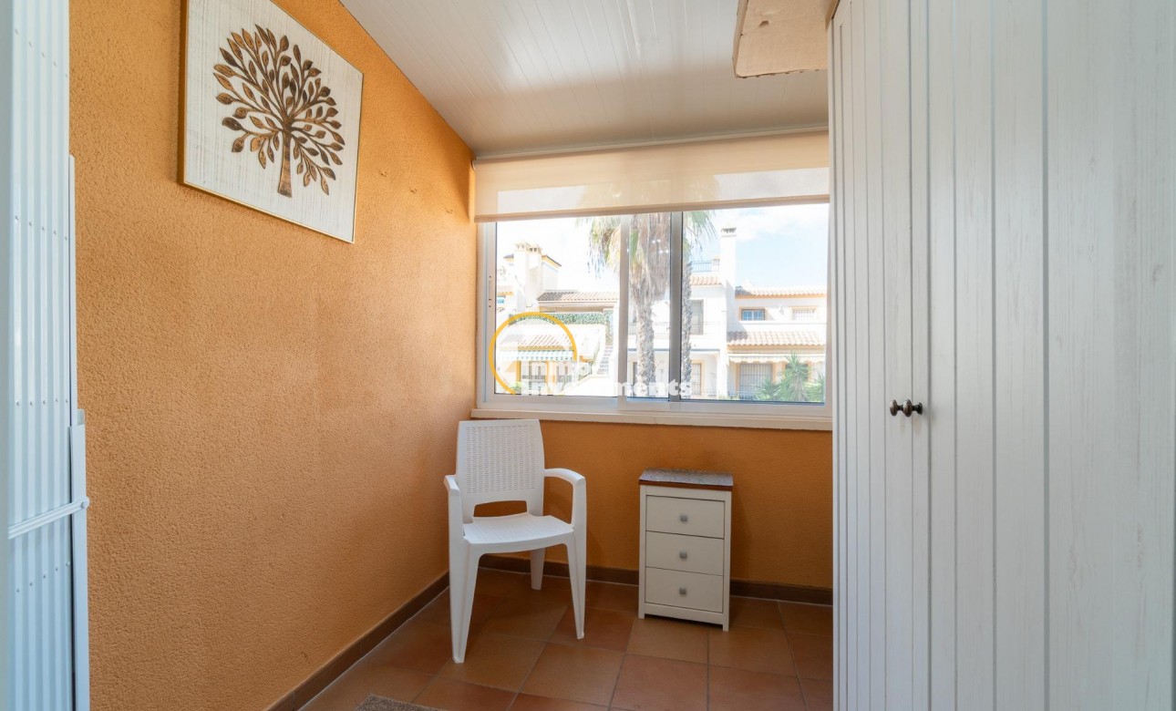 Resale - Villa - Orihuela Costa - Villamartin