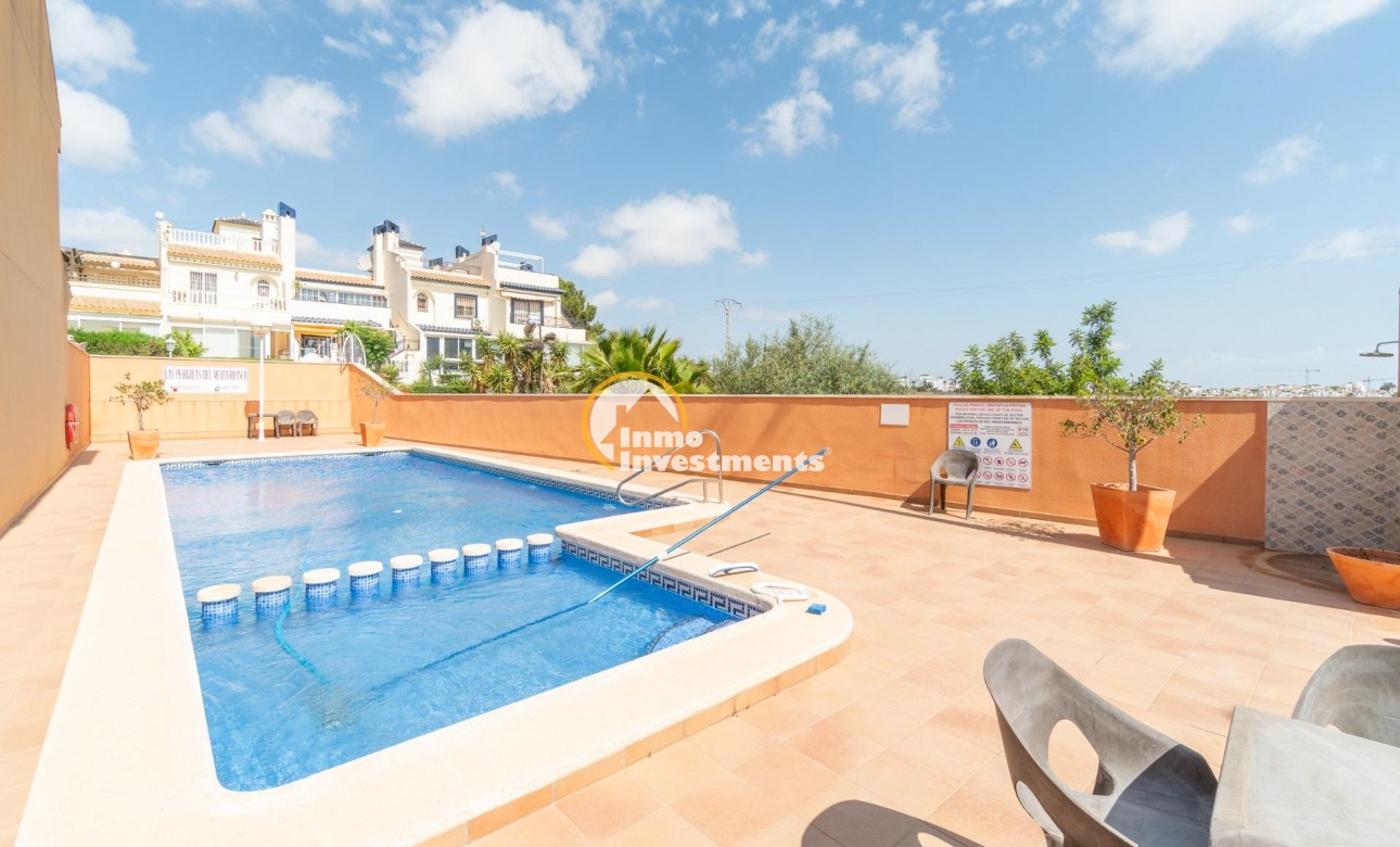 Resale - Villa - Orihuela Costa - Villamartin