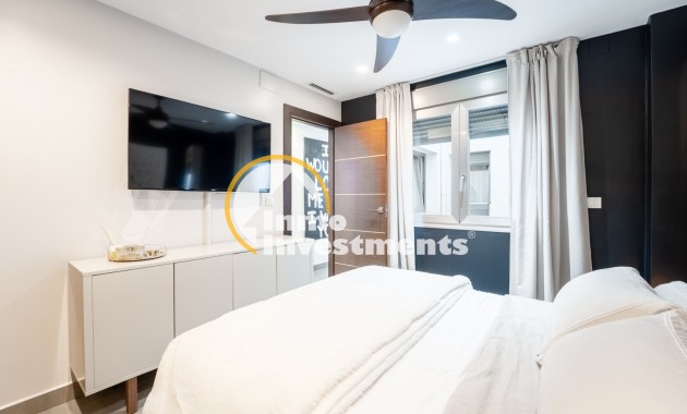 Till salu - Lägenhet - Torrevieja