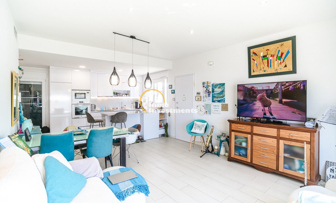 Resale - Villa - Pilar de la Horadada - PILAR DE LA HORADADA