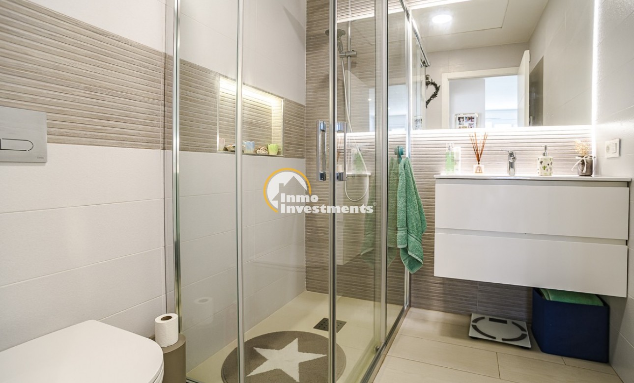 Resale - Villa - Pilar de la Horadada - PILAR DE LA HORADADA