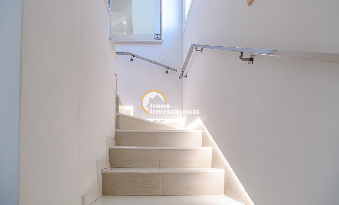 Resale - Villa - Pilar de la Horadada - PILAR DE LA HORADADA