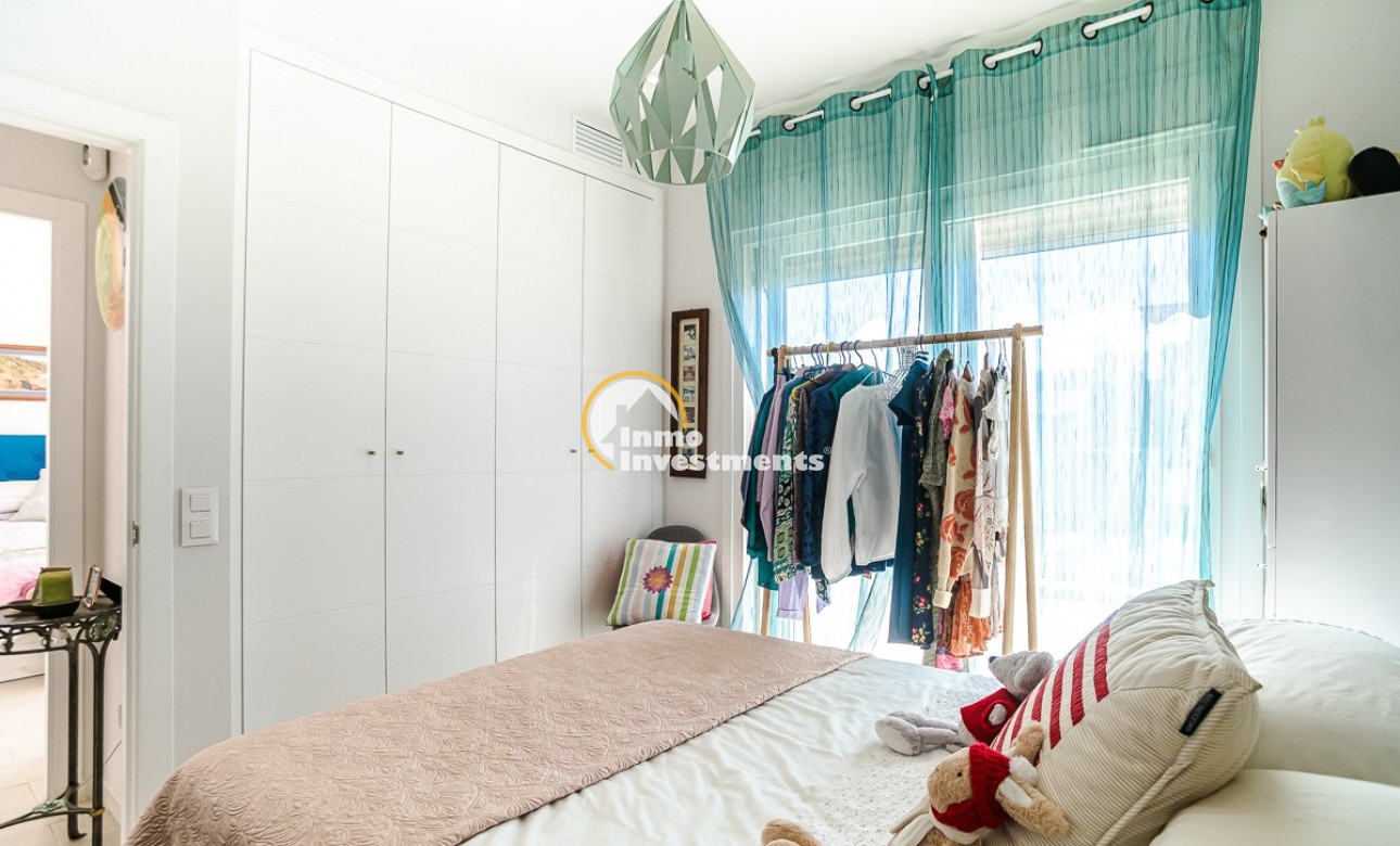 Resale - Villa - Pilar de la Horadada - PILAR DE LA HORADADA