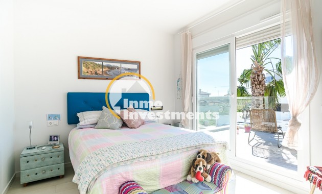 Resale - Villa - Pilar de la Horadada - PILAR DE LA HORADADA