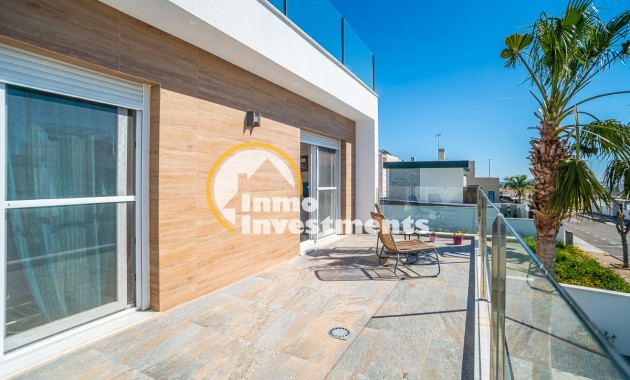 Resale - Villa - Pilar de la Horadada - PILAR DE LA HORADADA