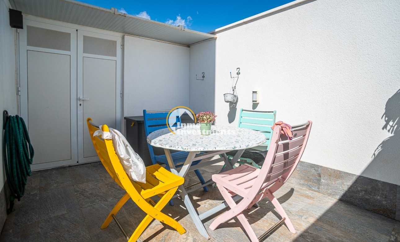 Resale - Villa - Pilar de la Horadada - PILAR DE LA HORADADA