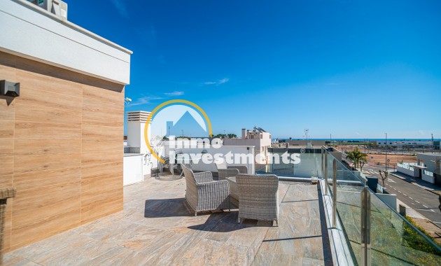 Resale - Villa - Pilar de la Horadada - PILAR DE LA HORADADA