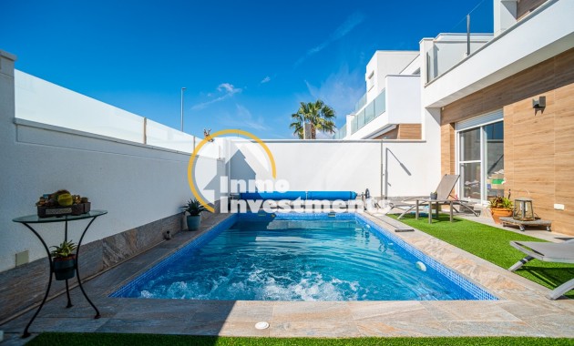 Resale - Villa - Pilar de la Horadada - PILAR DE LA HORADADA