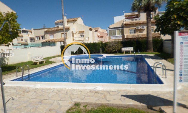 Resale - Semi detached villa - Playa Flamenca