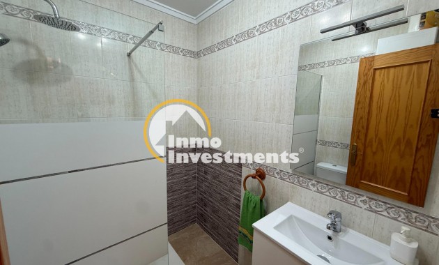 Till salu - Lägenhet - Torrevieja - Aguas Nuevas