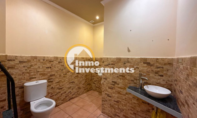 Resale - trespaso - Mil Palmeras