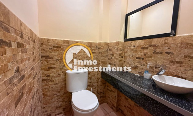 Resale - trespaso - Mil Palmeras