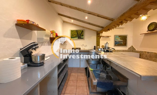 Resale - trespaso - Mil Palmeras