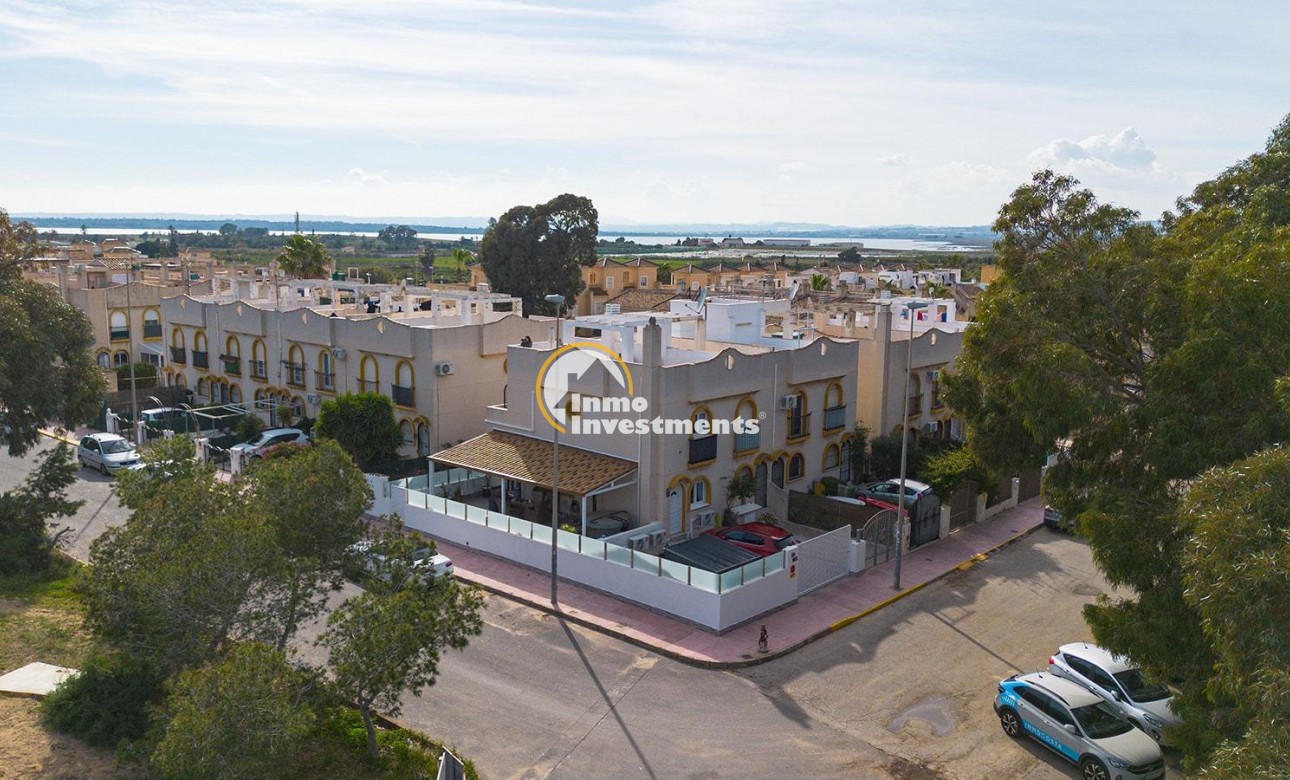 Reventa - Chalet independiente - Guardamar del Segura - Urbanizaciones