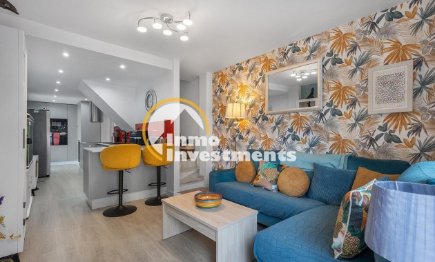 Reventa - Chalet independiente - Guardamar del Segura - Urbanizaciones