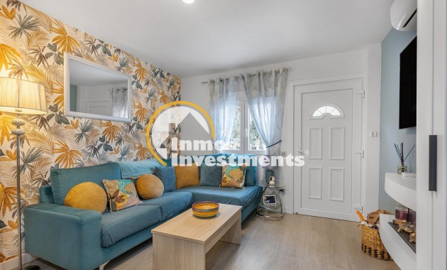 Reventa - Chalet independiente - Guardamar del Segura - Urbanizaciones