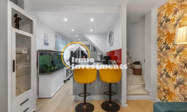 Reventa - Chalet independiente - Guardamar del Segura - Urbanizaciones