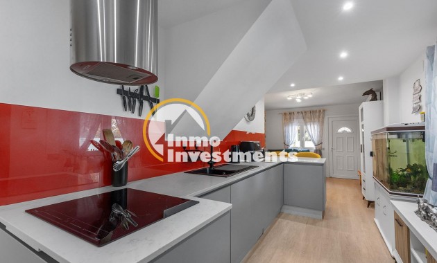 Reventa - Chalet independiente - Guardamar del Segura - Urbanizaciones