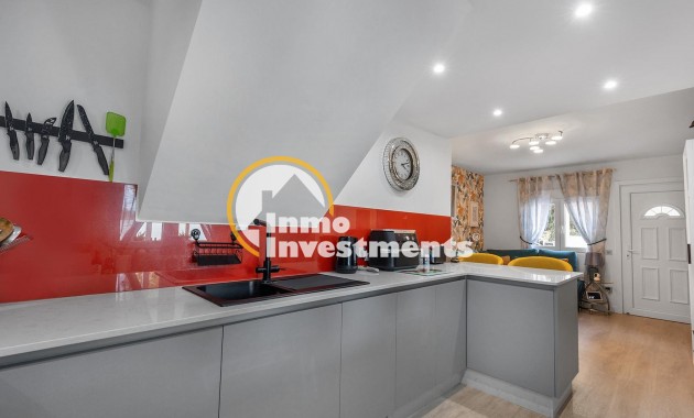 Reventa - Chalet independiente - Guardamar del Segura - Urbanizaciones