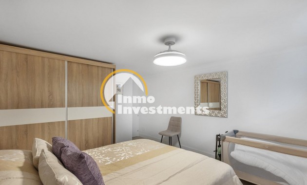 Reventa - Chalet independiente - Guardamar del Segura - Urbanizaciones
