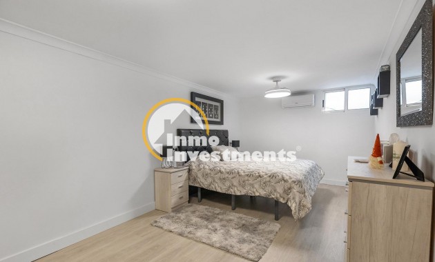 Reventa - Chalet independiente - Guardamar del Segura - Urbanizaciones