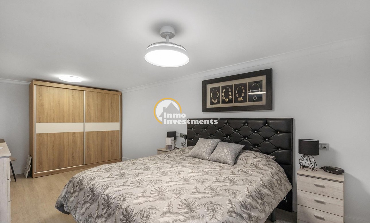 Reventa - Chalet independiente - Guardamar del Segura - Urbanizaciones