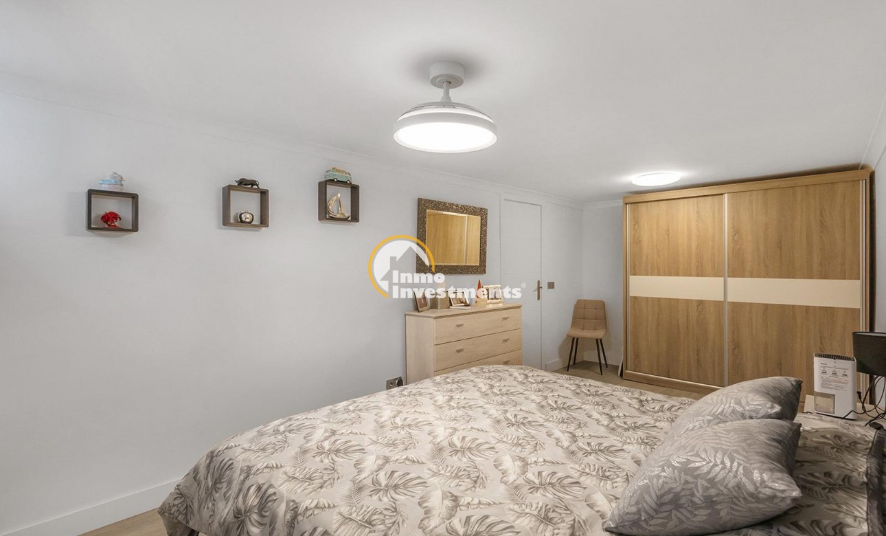 Reventa - Chalet independiente - Guardamar del Segura - Urbanizaciones