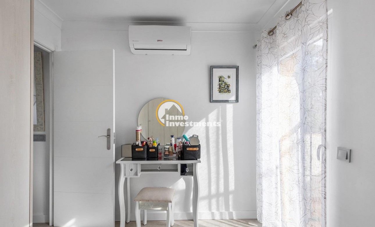 Reventa - Chalet independiente - Guardamar del Segura - Urbanizaciones