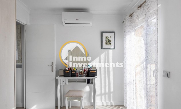 Reventa - Chalet independiente - Guardamar del Segura - Urbanizaciones