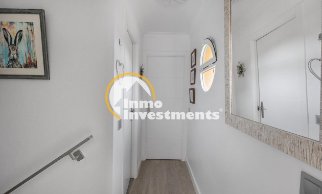 Reventa - Chalet independiente - Guardamar del Segura - Urbanizaciones