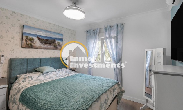 Reventa - Chalet independiente - Guardamar del Segura - Urbanizaciones