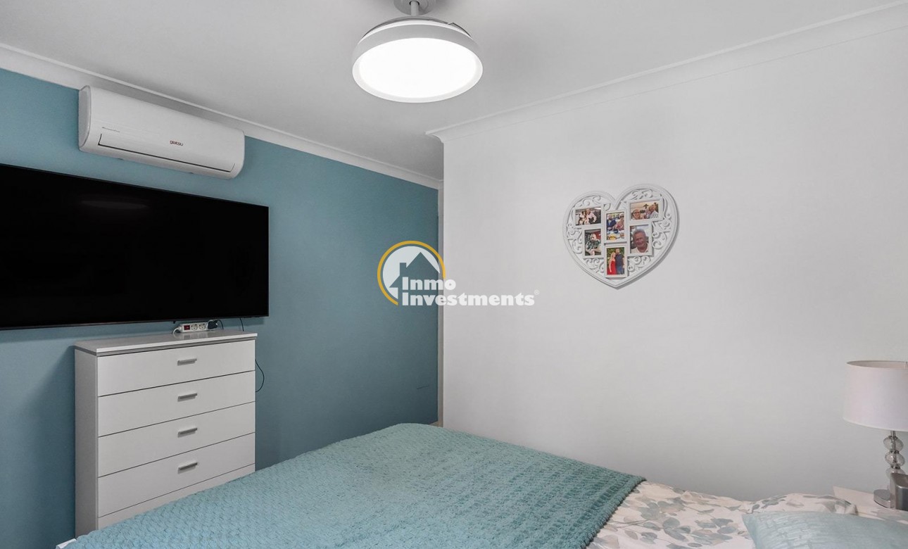 Reventa - Chalet independiente - Guardamar del Segura - Urbanizaciones