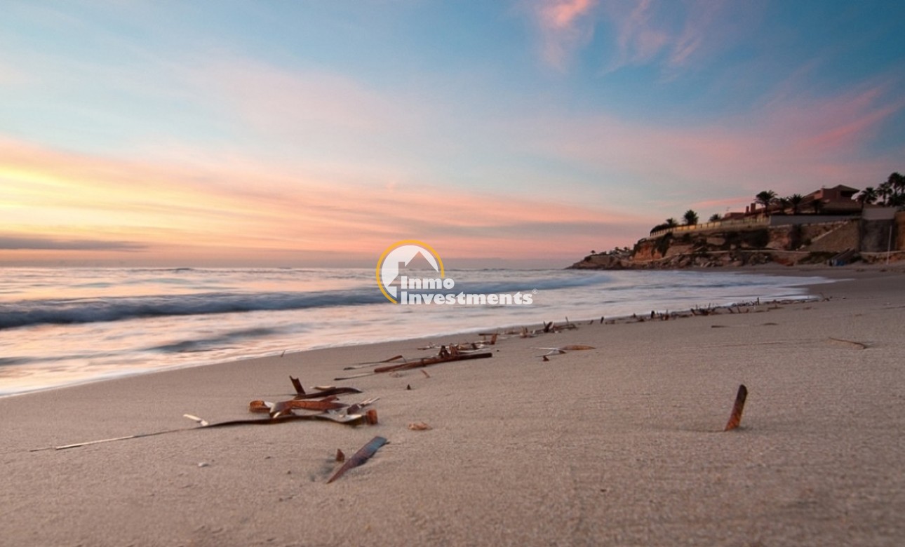 Resale - Villa - Orihuela Costa - Lomas de Don Juan