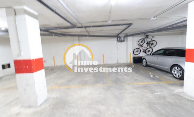 Resale - Apartment - Torrevieja - Torrevieja Centre