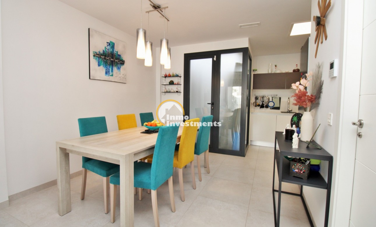 Resale - Town house - Villamartin