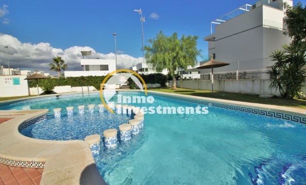 Resale - Town house - Villamartin