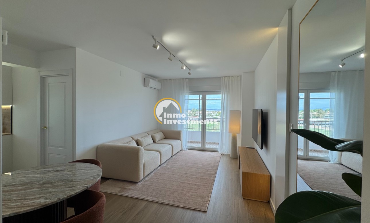 Resale - Apartment - Torrevieja - Punta Prima
