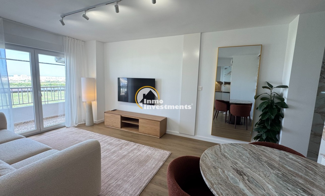 Resale - Apartment - Torrevieja - Punta Prima