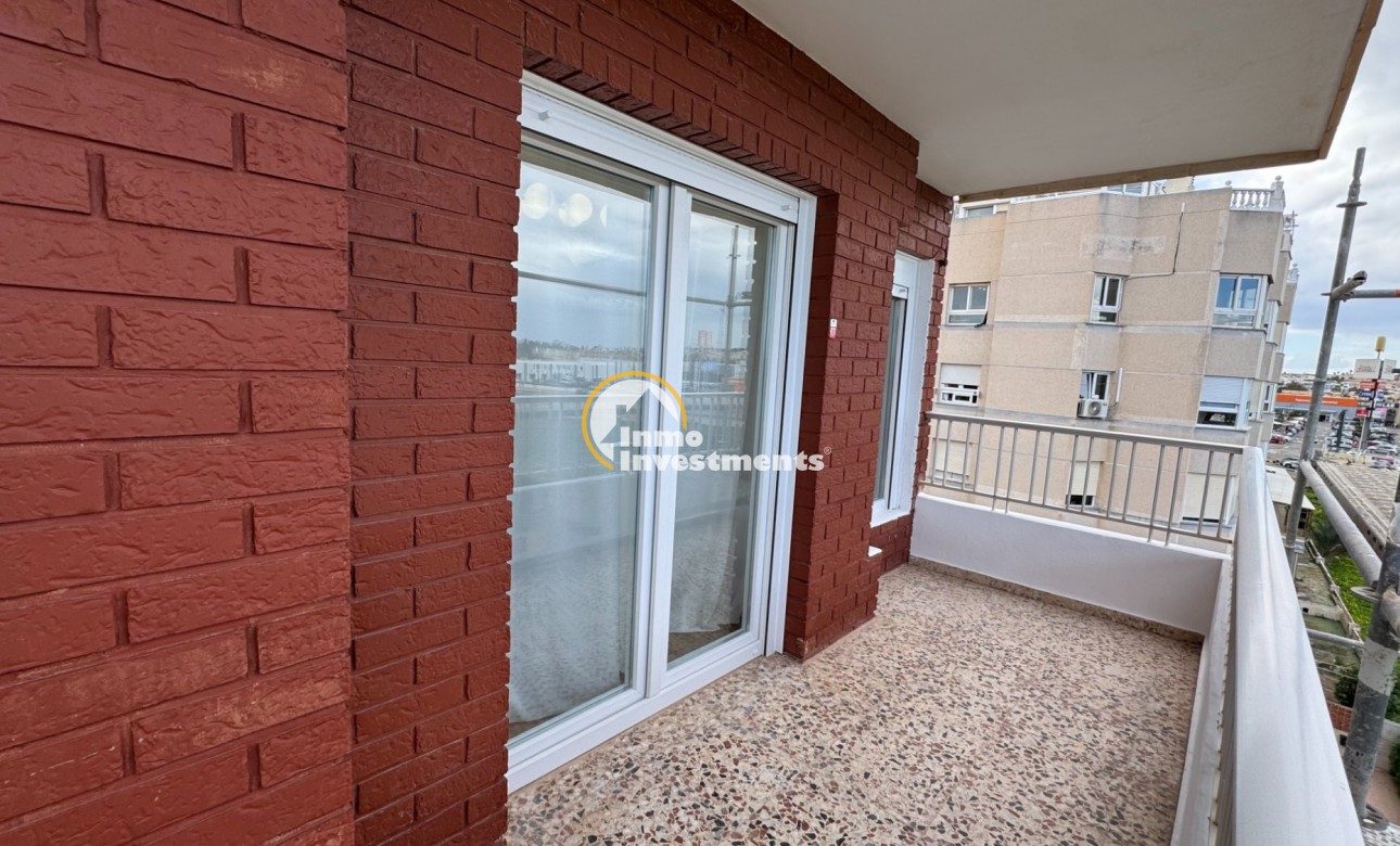 Resale - Apartment - Torrevieja - Punta Prima