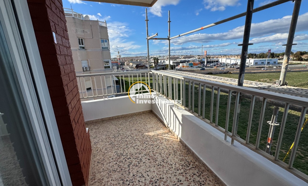 Resale - Apartment - Torrevieja - Punta Prima