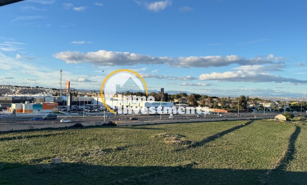 Resale - Apartment - Torrevieja - Punta Prima