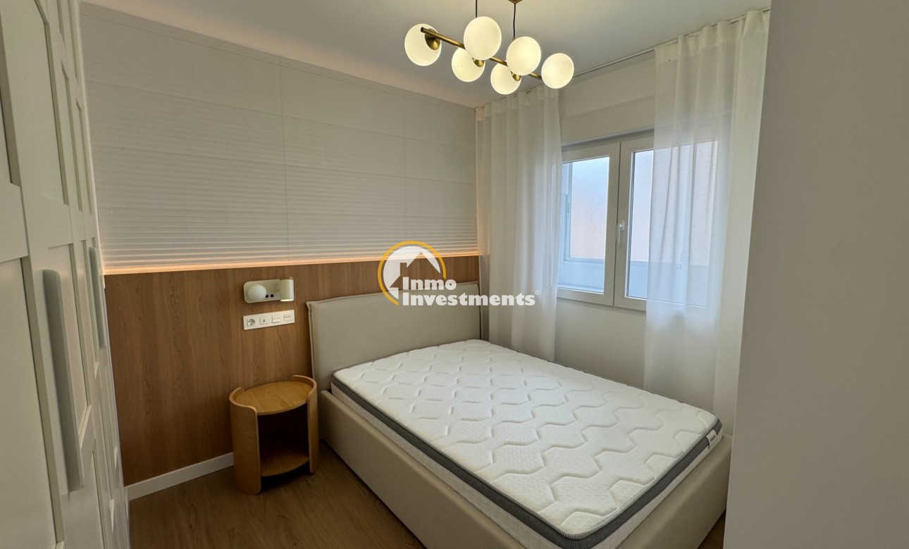 Resale - Apartment - Torrevieja - Punta Prima