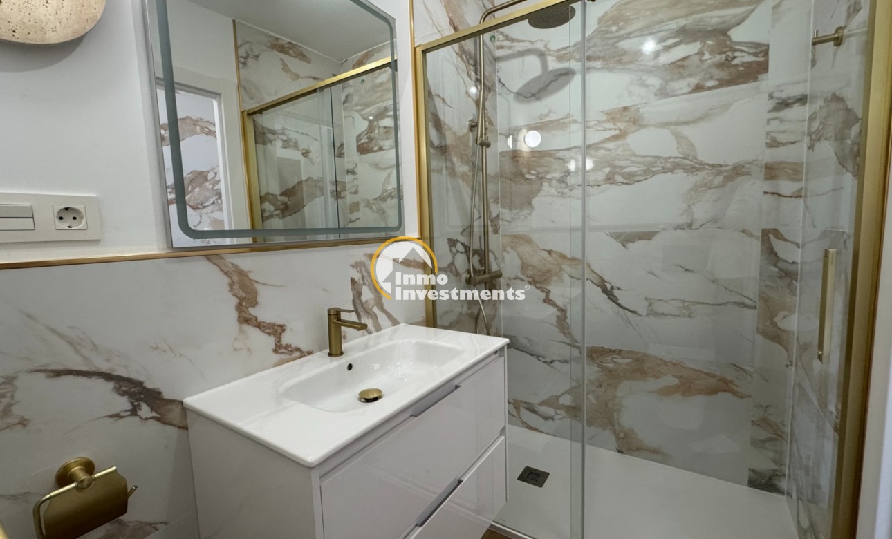 Resale - Apartment - Torrevieja - Punta Prima