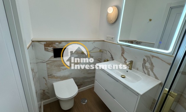 Resale - Apartment - Torrevieja - Punta Prima